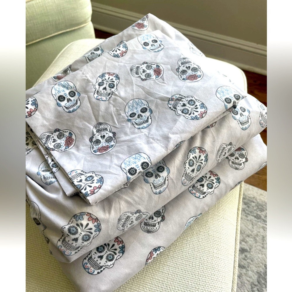 RAE DUNN Sugar Skull QUEEN Sheet Set